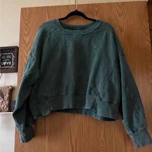 SO Green Oversized Cropped Sweatshirt